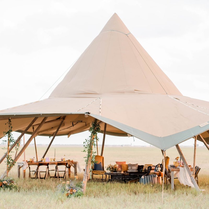 Tent in een weiland